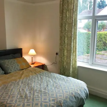 Seawinds Holiday Apartment, Dog-Friendly Rhos-on-Sea Exterior photo