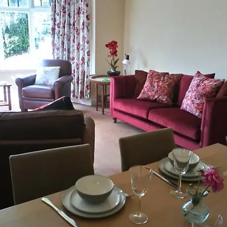Seawinds Holiday Apartment, Dog-Friendly Rhos-on-Sea Exterior photo