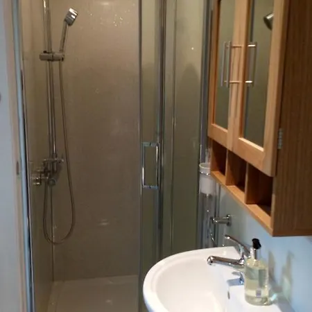 Seawinds Holiday Apartment, Dog-Friendly Rhos-on-Sea Exterior photo